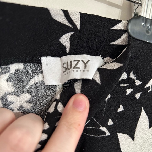 Black and White Fit and Flare Midi Skirt - Picture 3 of 4